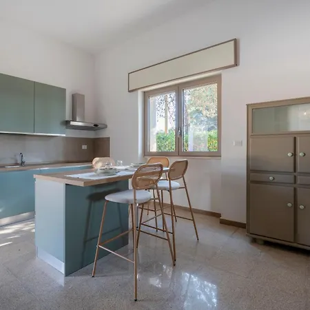 Guesthost - Giulia With Pool & Parking Villa