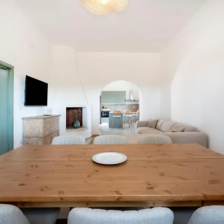 Guesthost - Giulia With Pool & Parking * Francavilla Fontana
