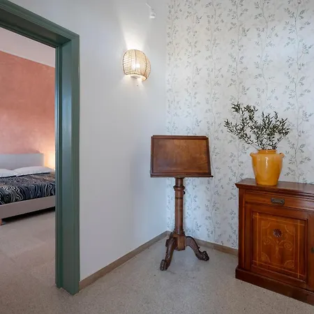 Guesthost - Giulia With Pool & Parking Villa