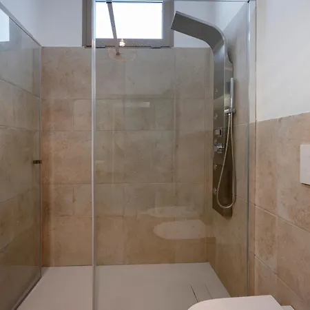 Guesthost - Giulia With Pool & Parking Villa